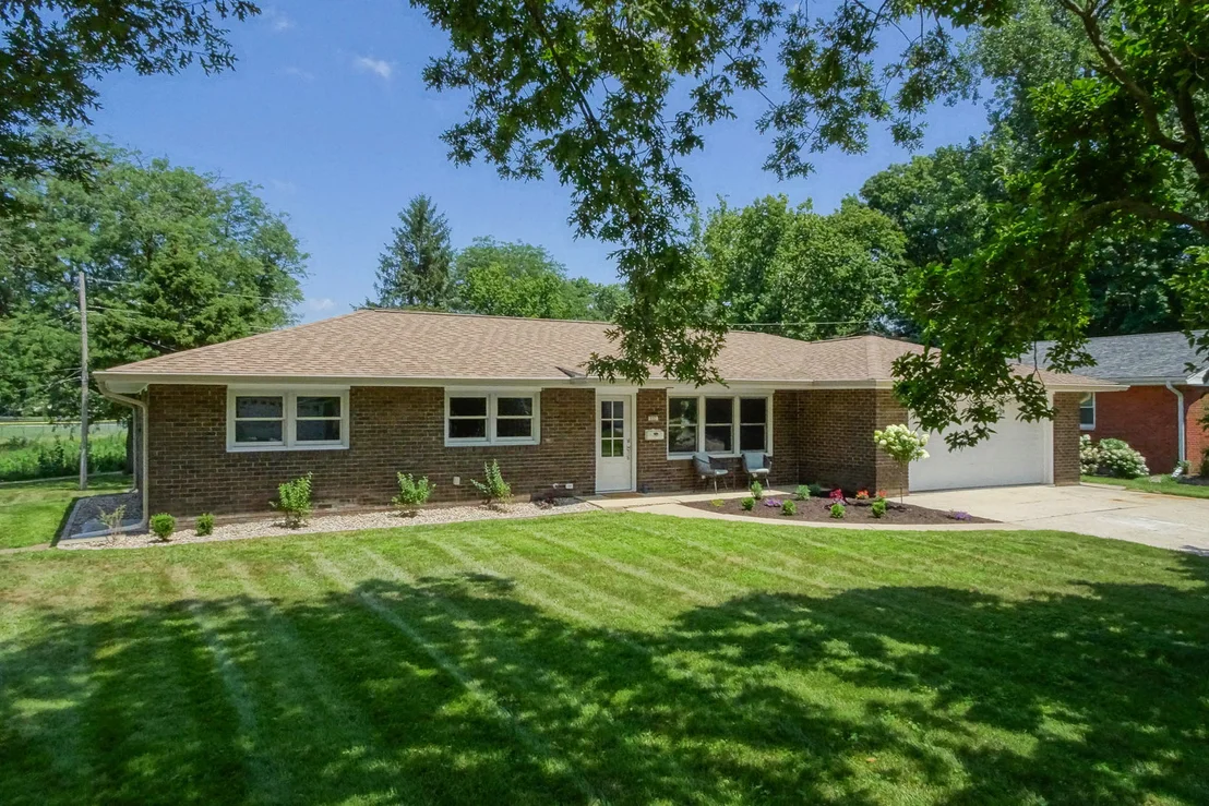 Photo of 802 Karin Drive