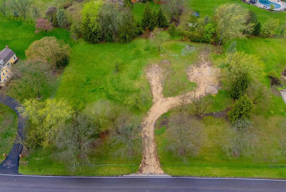 Photo of 1846 Clover Drive