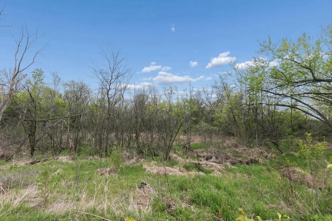 Photo of 927 Gregory Lane