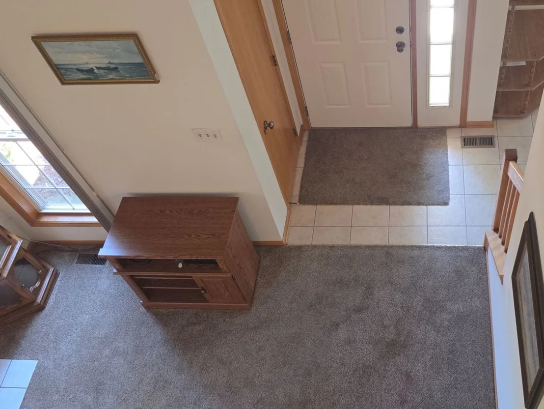 Photo of 19860 LAKEVIEW Way