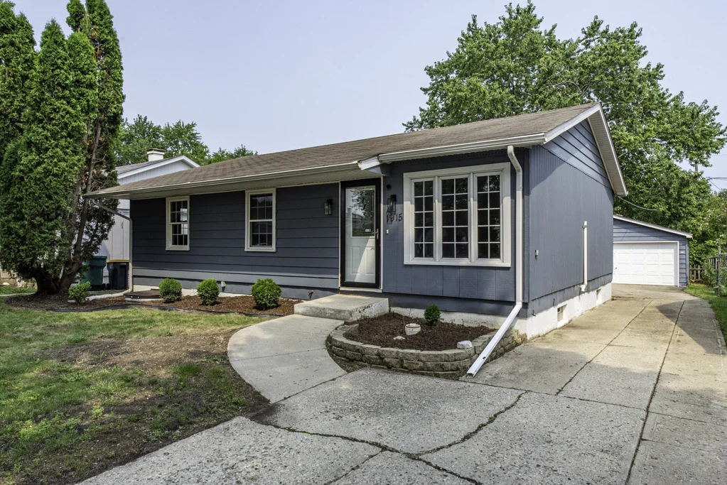 Photo of 1915 Joppa Avenue