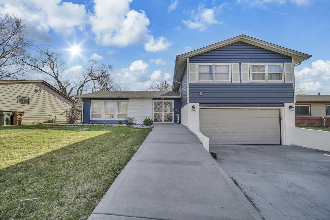 Photo of 17616 Grandview Drive
