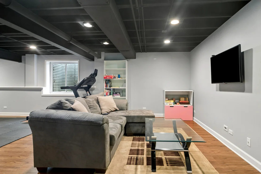 Photo of 2574 Heron Lane