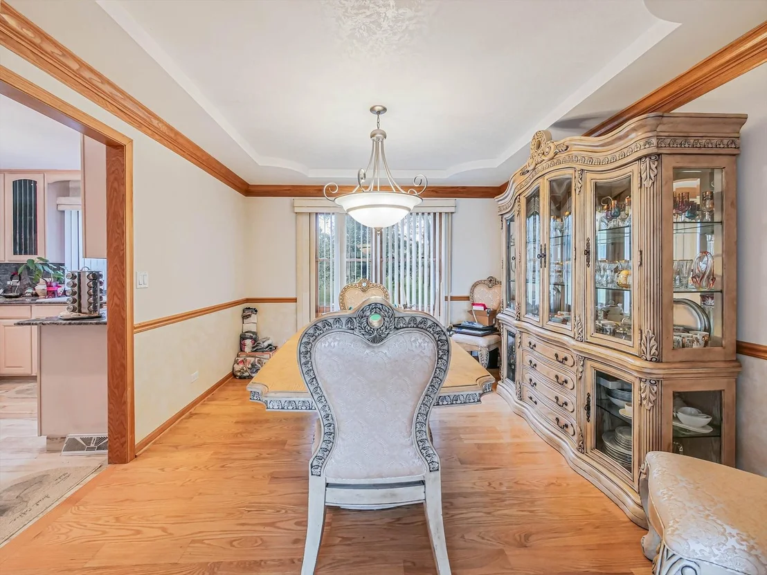 Photo of 1212 Grove Avenue
