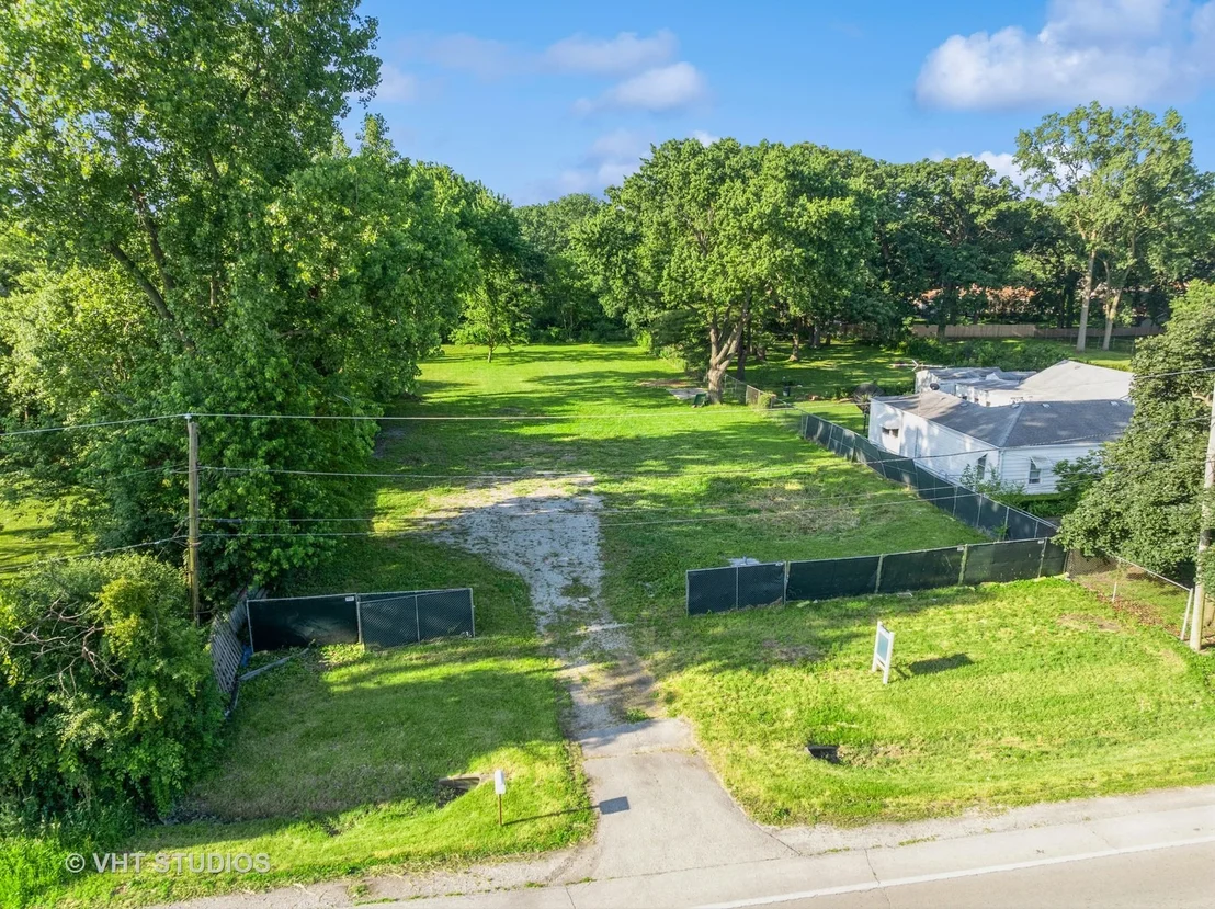 Photo of 9517 W Central Road