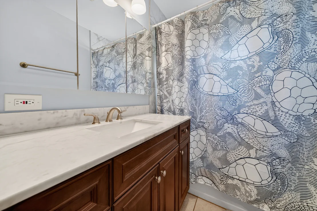 Photo of 1104 Basin Drive