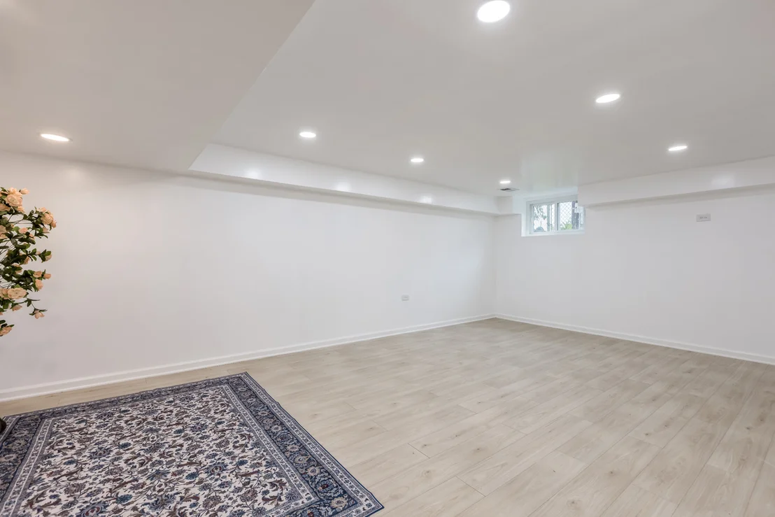 Photo of 7745 Beckwith Road