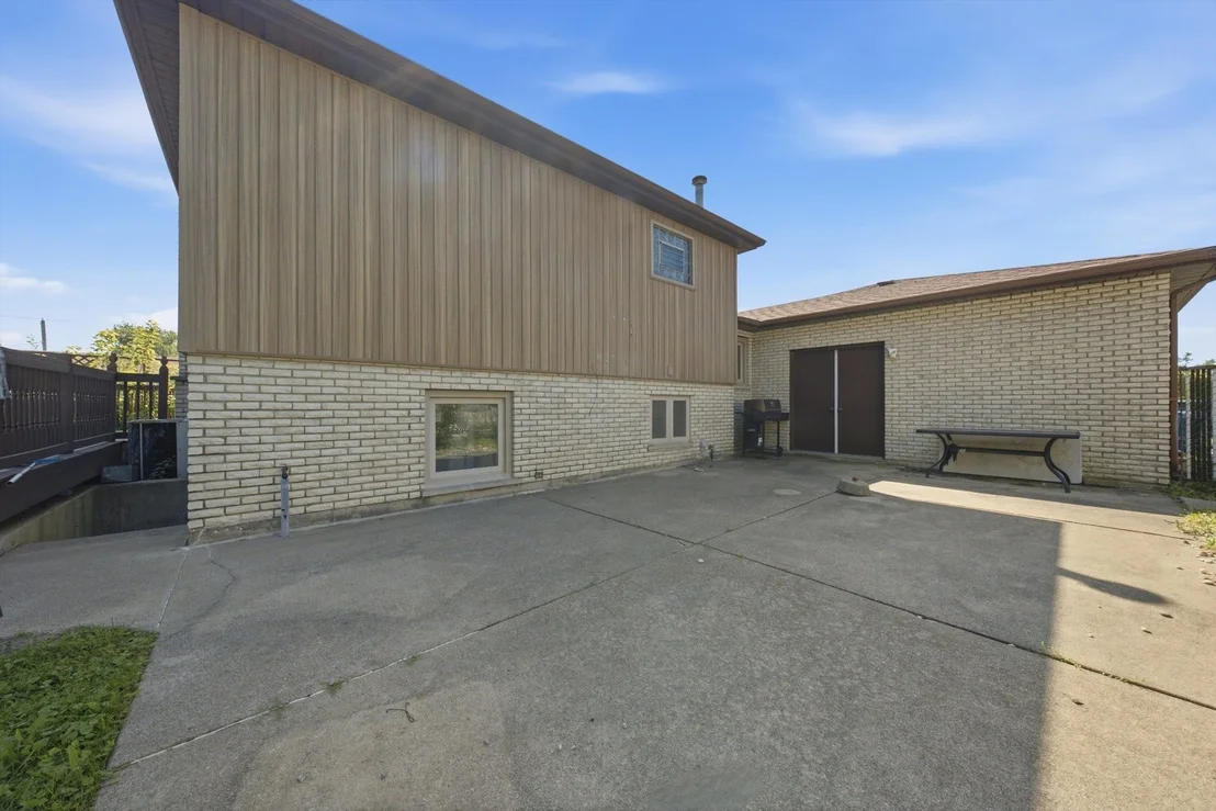 Photo of 7116 W 85th Place