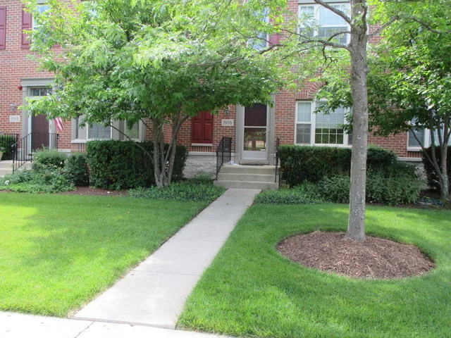 Photo of 1906 ABERDEEN Drive