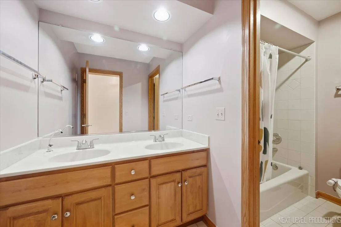 Photo of 1002 Thoroughbred Circle