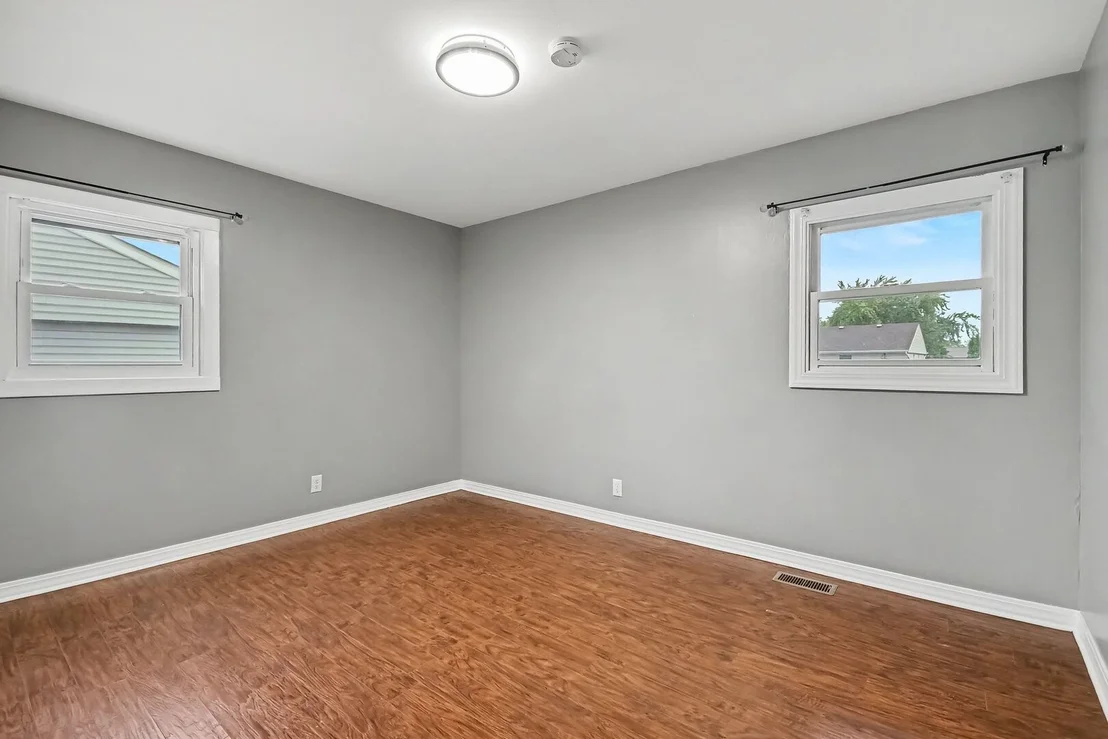 Photo of 614 Oriole Drive