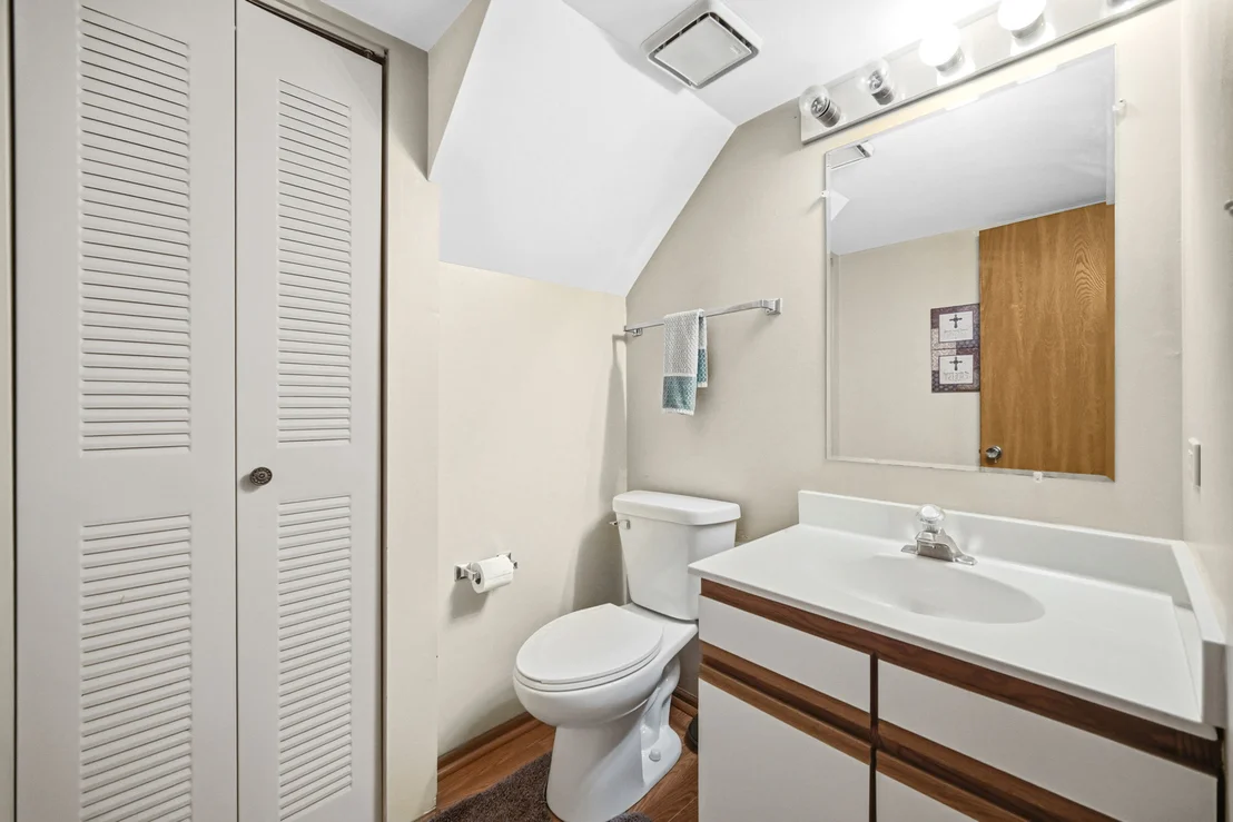Photo of Unit 0 at 16054 85th Place
