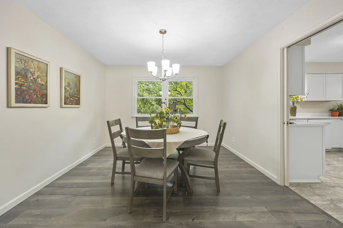 Photo of 310 Harper Court