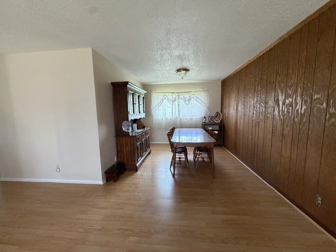 Photo of 613 Wicker Avenue