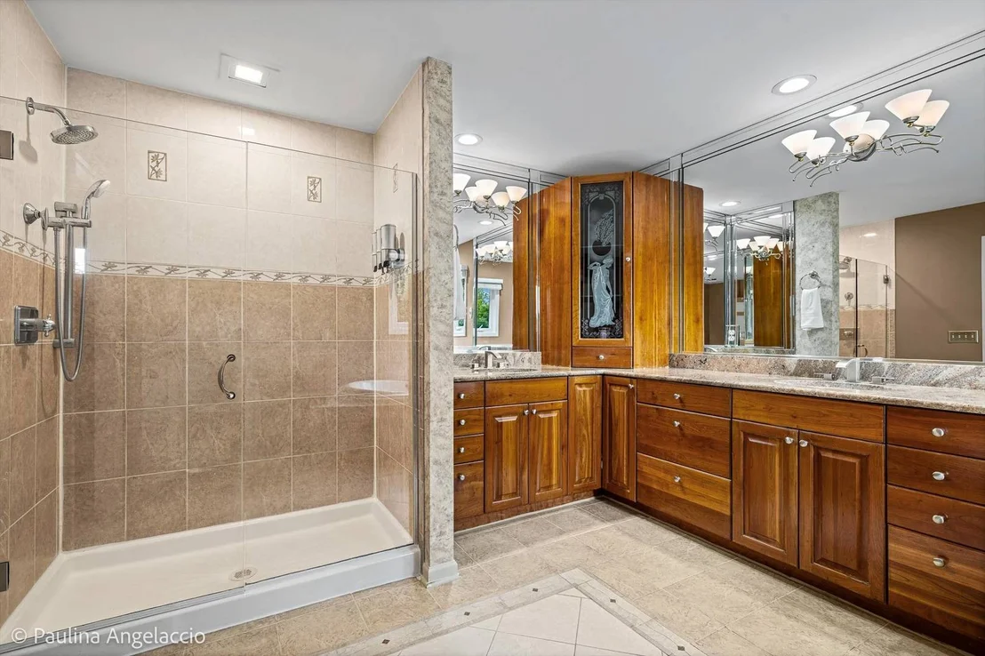 Photo of 22256 Cambridge Drive