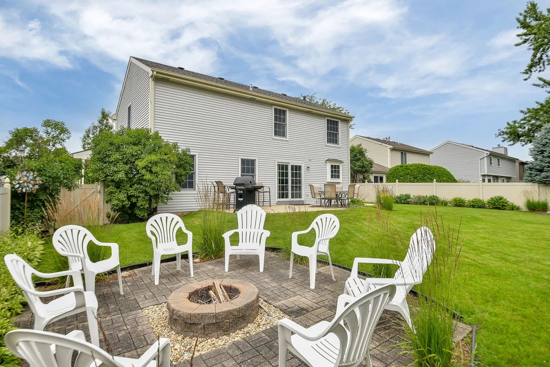 Photo of 959 Hill Crest Drive