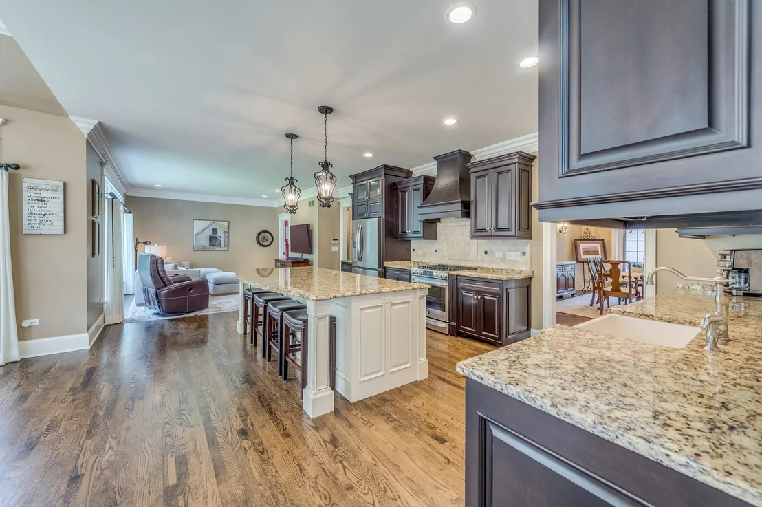 Photo of 8N669 Edgewood Road
