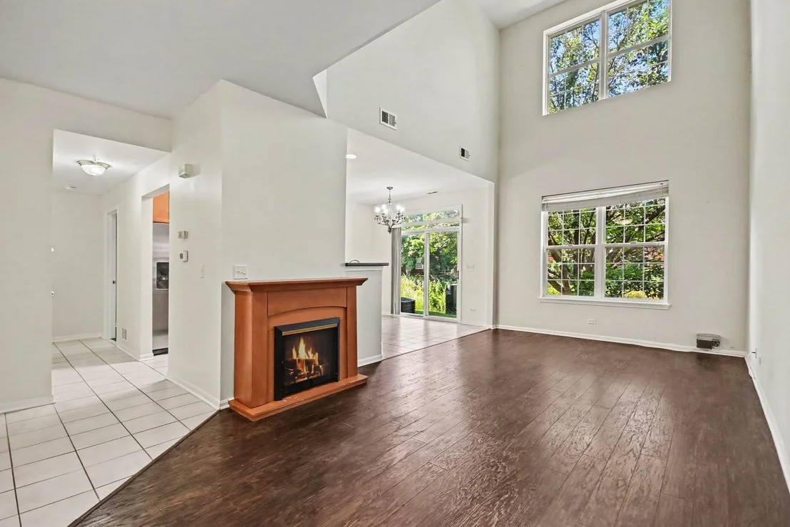 Photo of 994 Kensington Drive