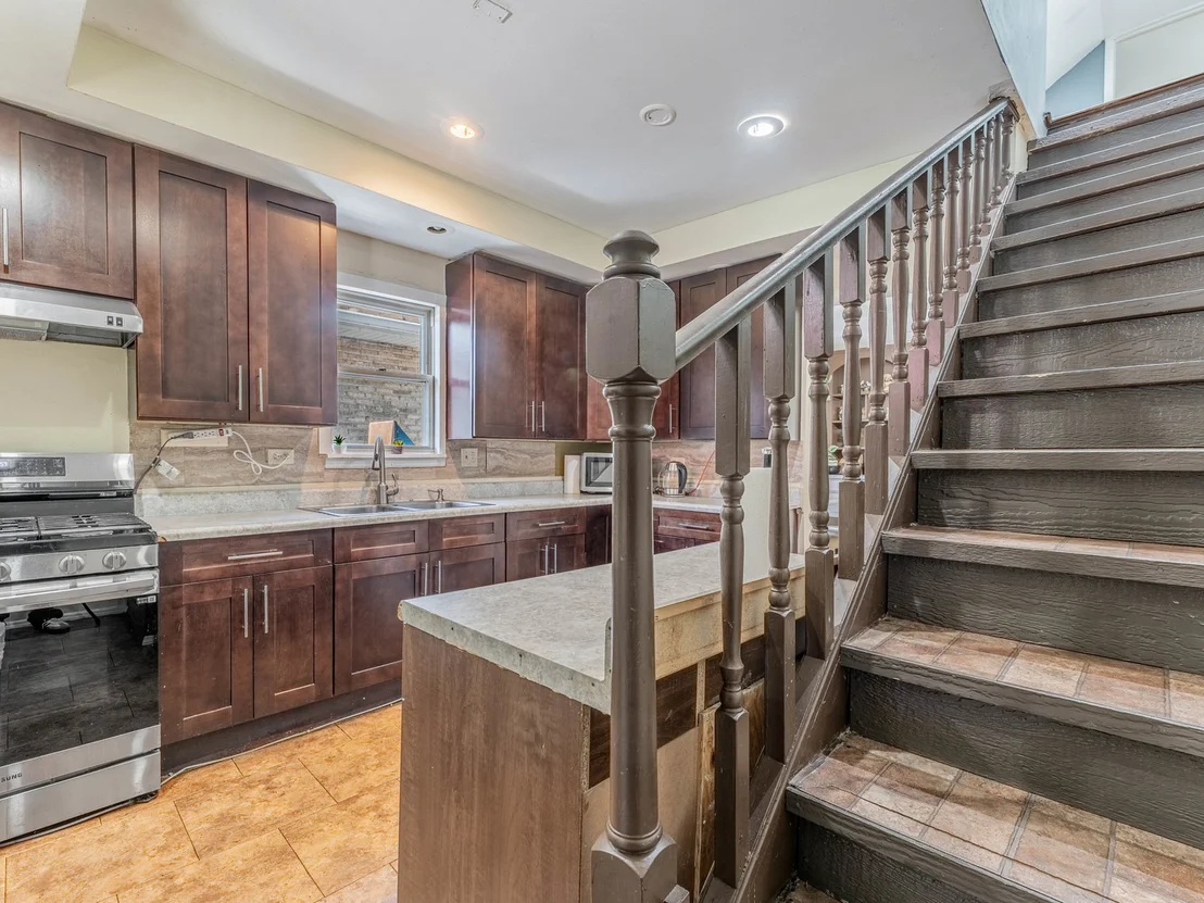 Photo of 1333 Willow Avenue