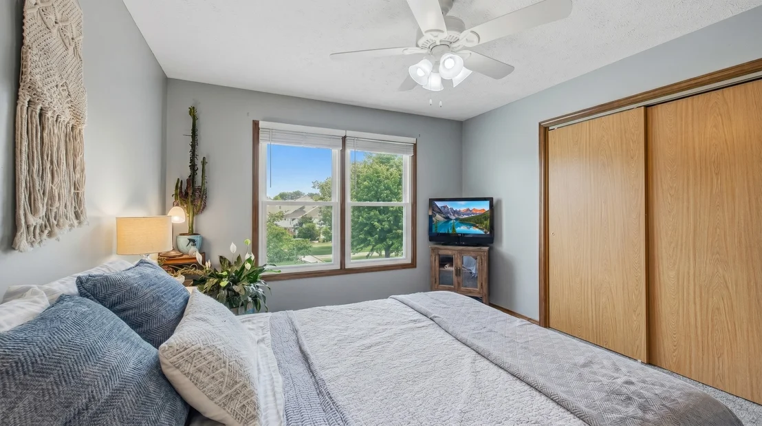 Photo of 1203 Royal Pointe Drive