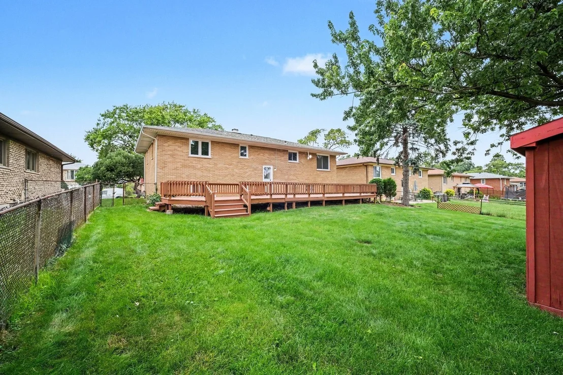 Photo of 15217 Pine Drive