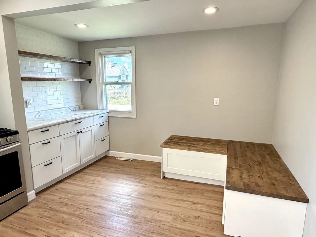 Photo of 82 N 23rd Road