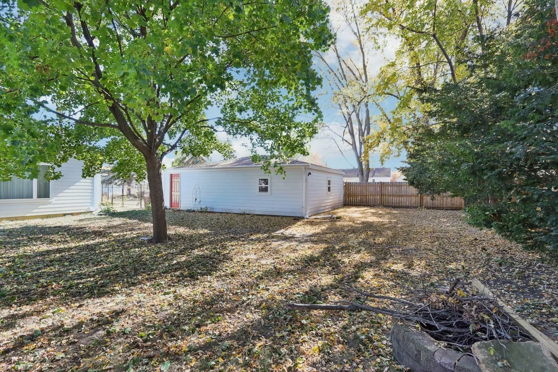 Photo of 420 Willow Road