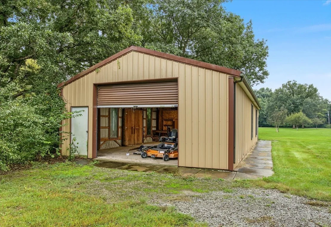 Photo of 1258 E County Highway 30 Highway