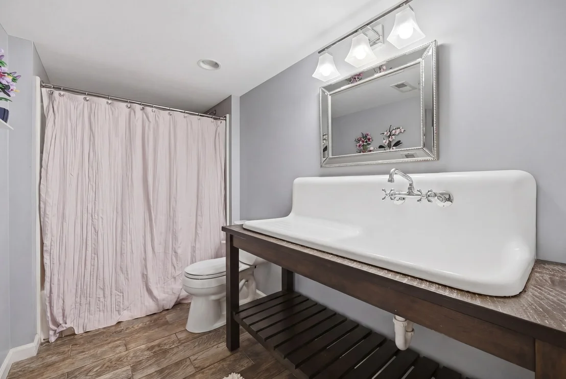 Photo of 2337 Dustin Drive