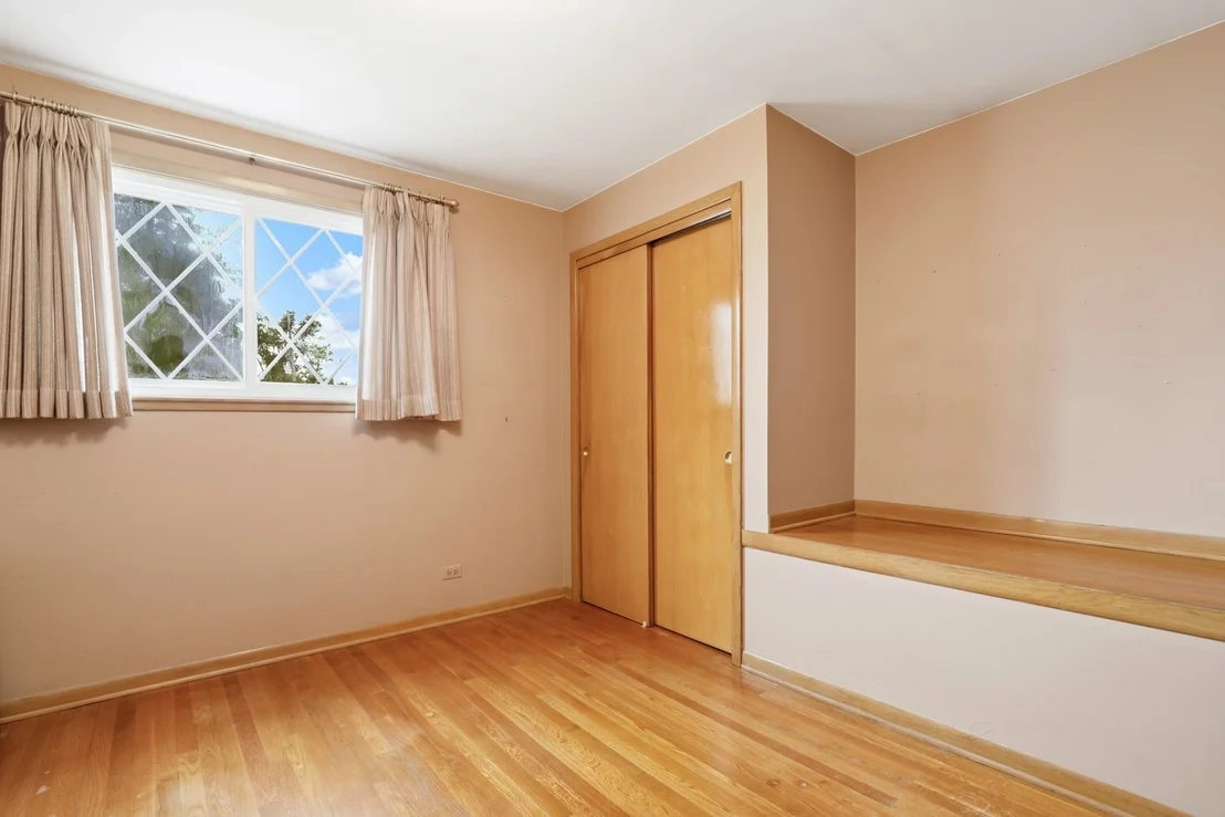 Photo of 5746 Vine Street