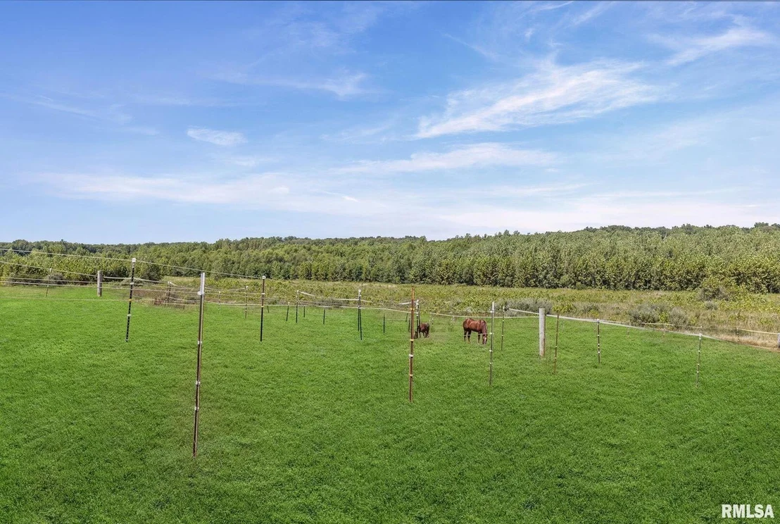 Photo of 520 DEERFIELD Road