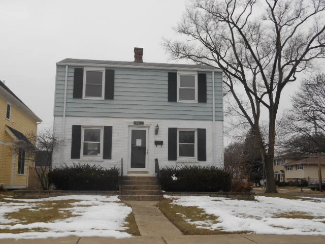 Photo of 940 S Hillside Avenue