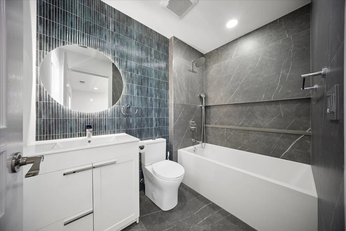 Photo of 1244 Evergreen Avenue