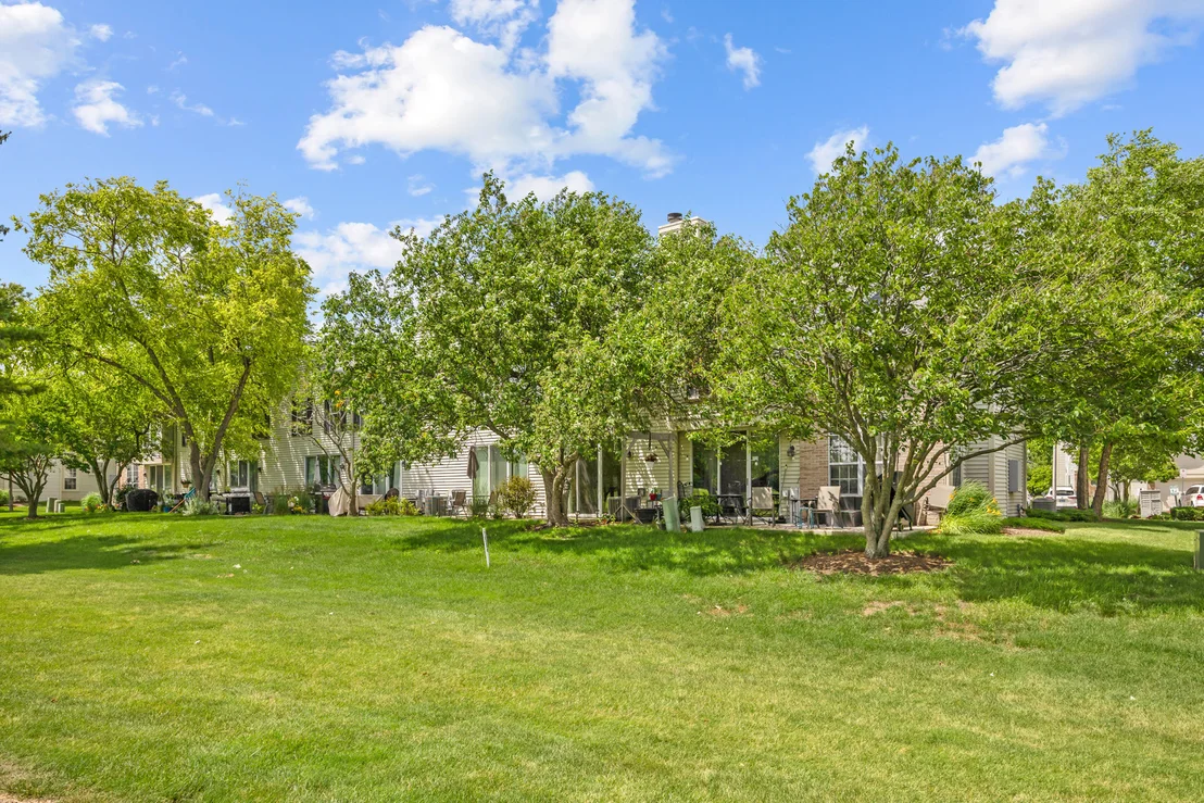 Photo of 121 Golfview Drive