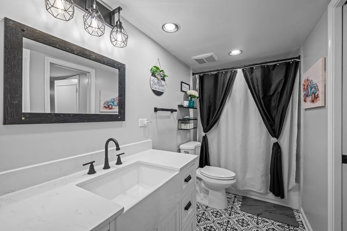 Photo of 3 Chelsea On Auburn