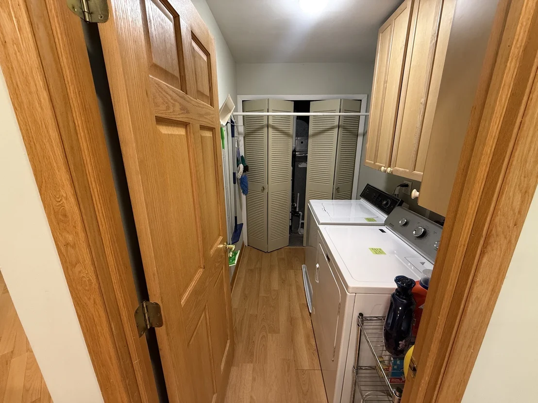 Photo of 955 Bernard Drive
