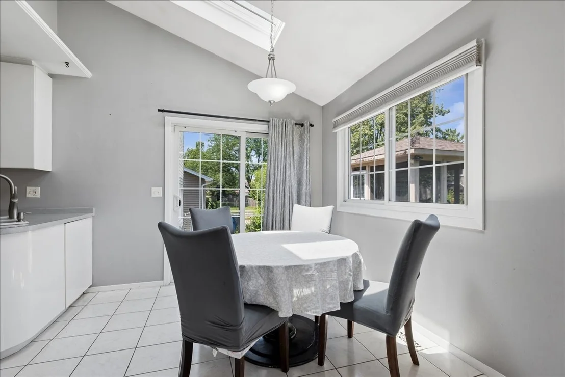 Photo of 8 Auburn Drive
