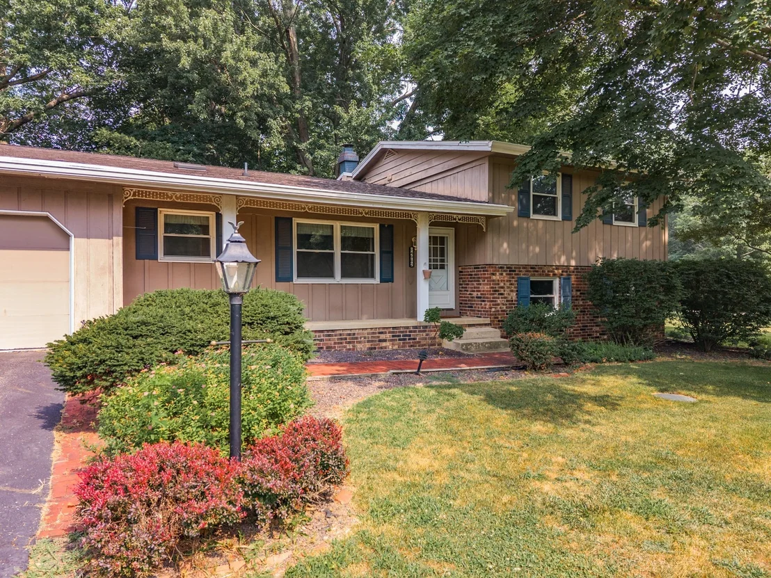 Photo of 4982 Camelback Road