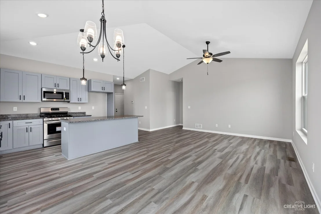 Photo of 817 Whitetail Drive