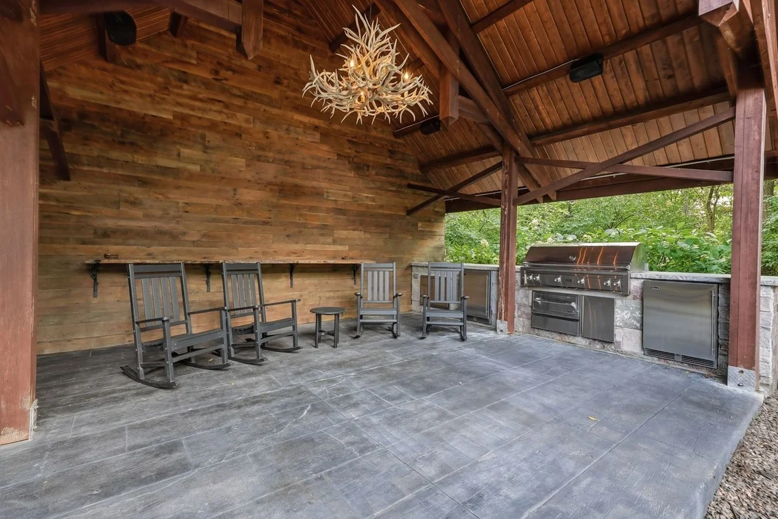 Photo of 501 Chatfield Road