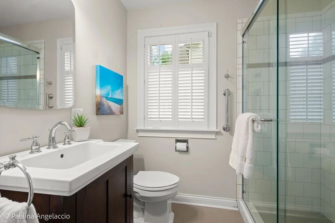 Photo of 218 Coolidge Avenue