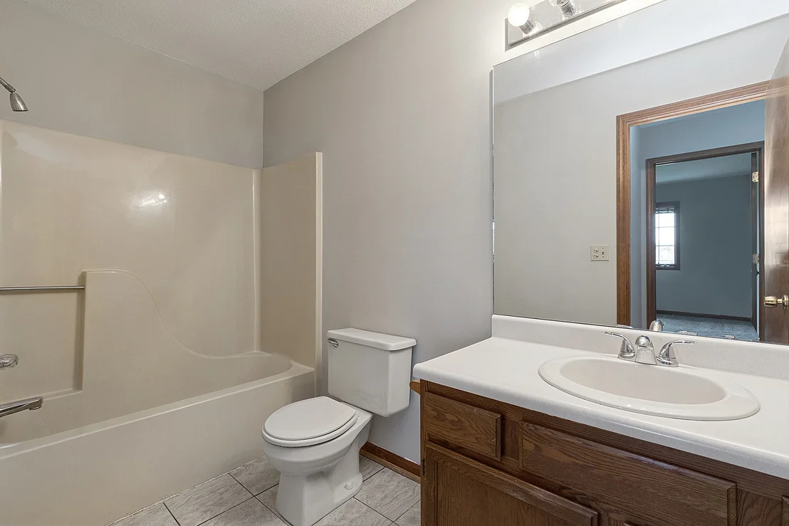 Photo of 1390 Armour Road