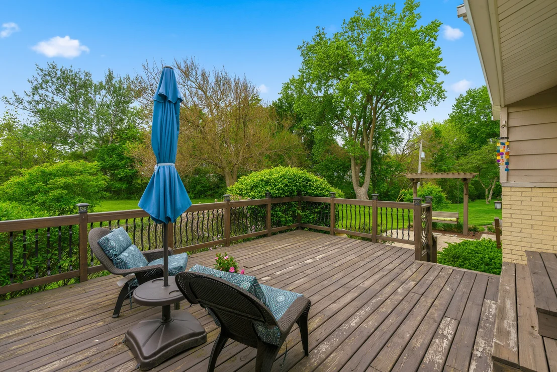 Photo of 1107 VALLEY Lane