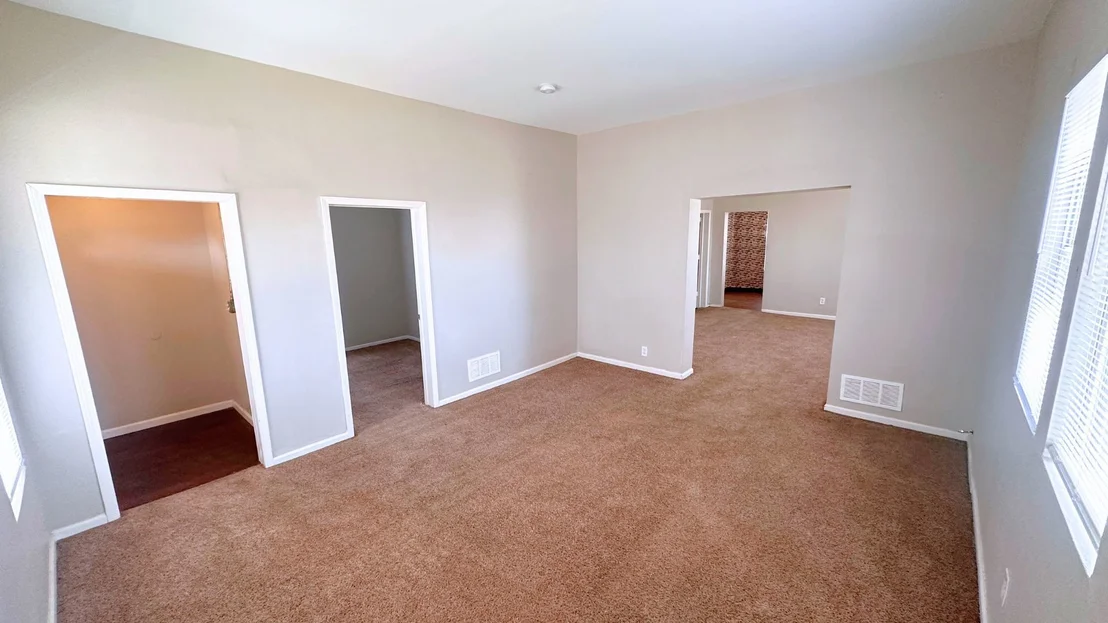 Photo of 2830 Bernice Road