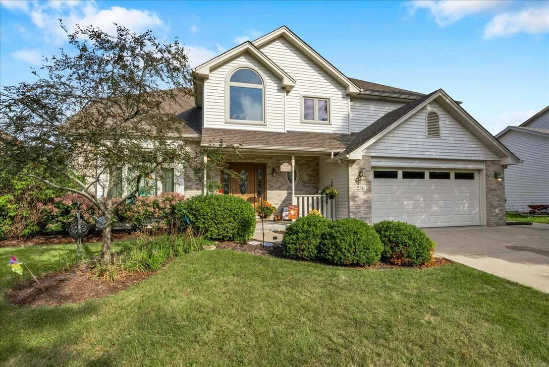 Photo of 236 Isleview Drive