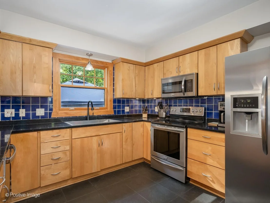 Photo of 1170 Logan Avenue