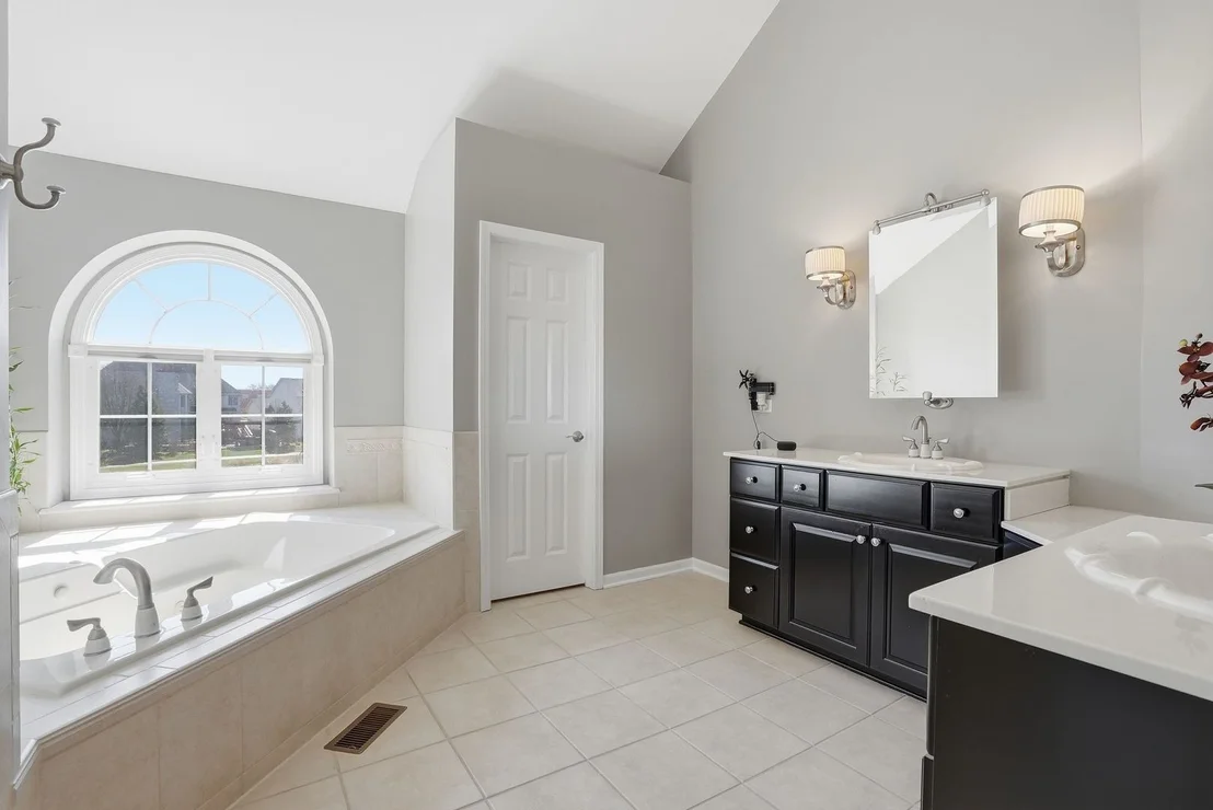 Photo of 3212 Rollingridge Road