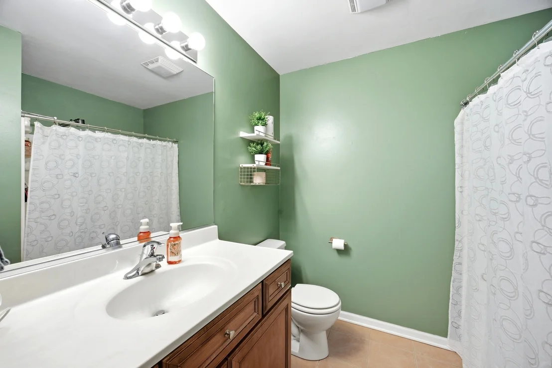 Photo of 1447 Mackenzie Lane