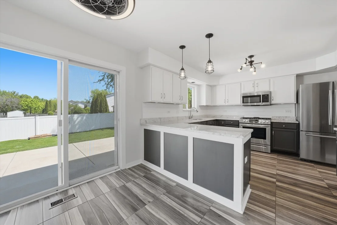 Photo of 5615 Stonybrook Drive