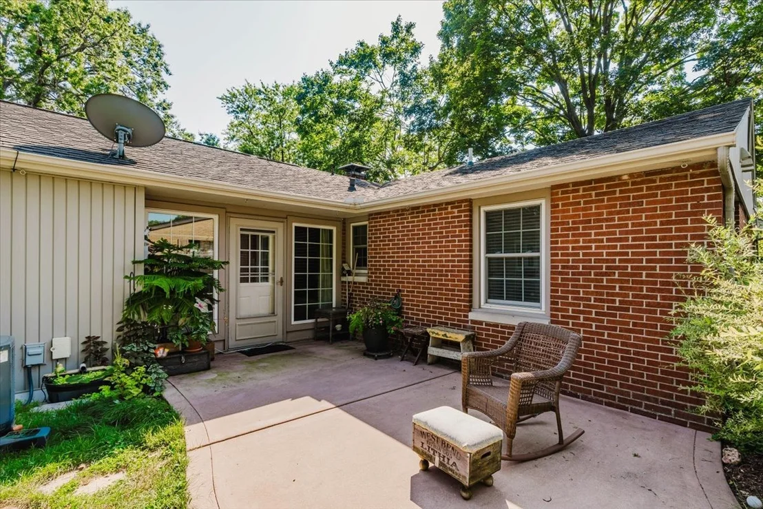 Photo of 914 Hastings Drive